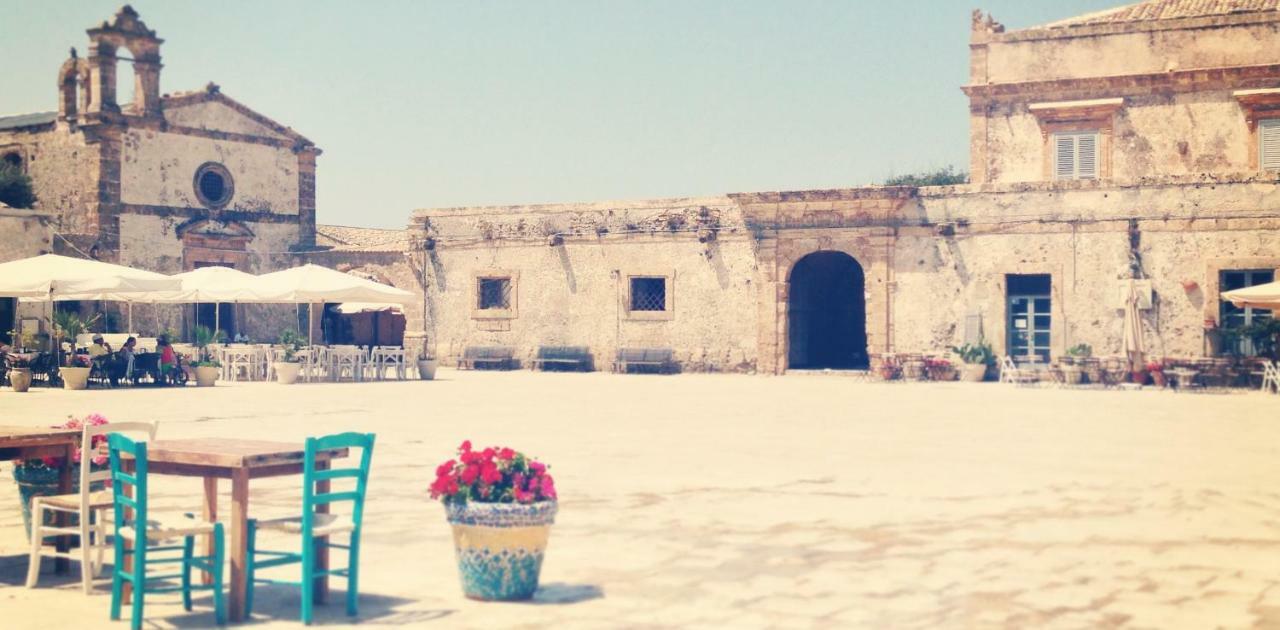 Maride Holiday Noto Luaran gambar